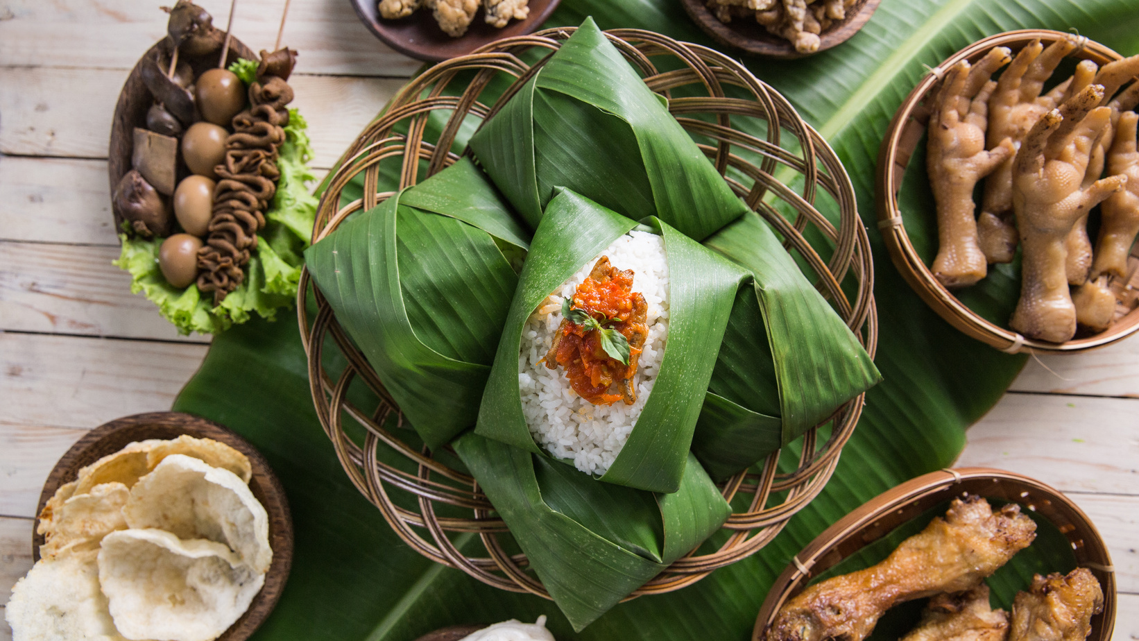 nasi angkringan or nasi kucing. indonesian traditional